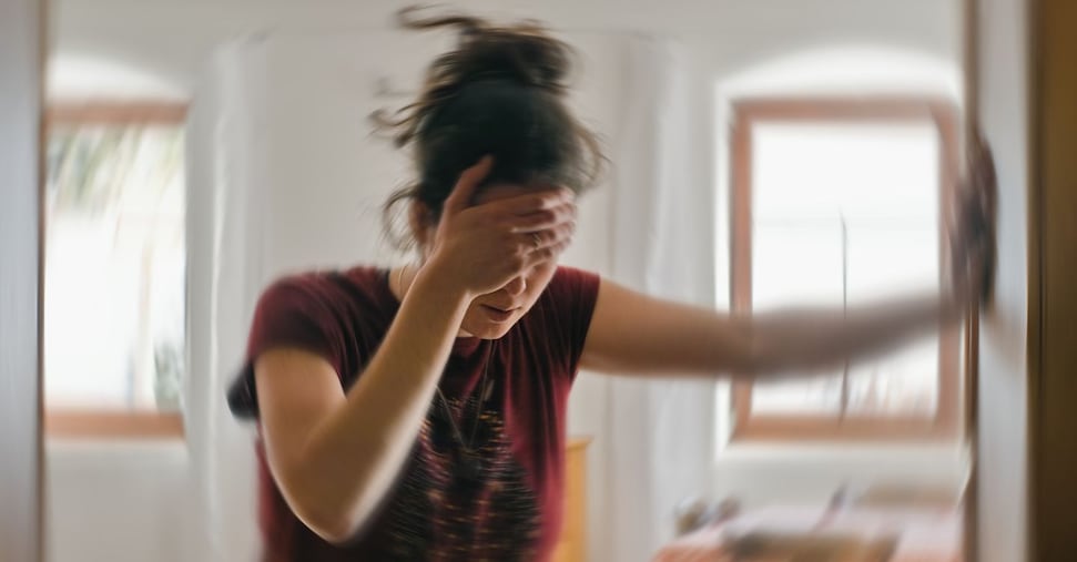 Meningite in Inghilterra, allarme per possibile epidemia: controlli su 30.000 persone