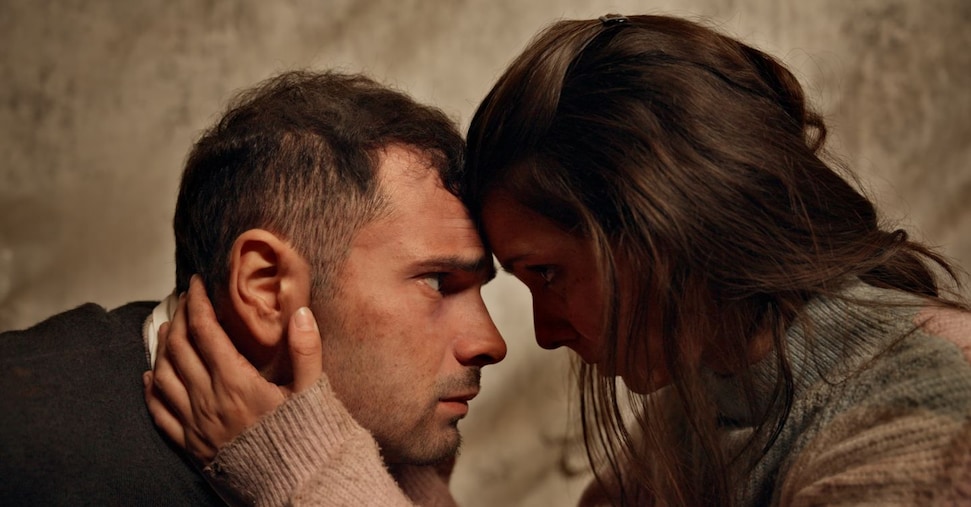 Il timore dei ragazzi della Generazione Z di fronte all’ipotesi della guerra in Echi, del giovane regista Simone De Cenzo