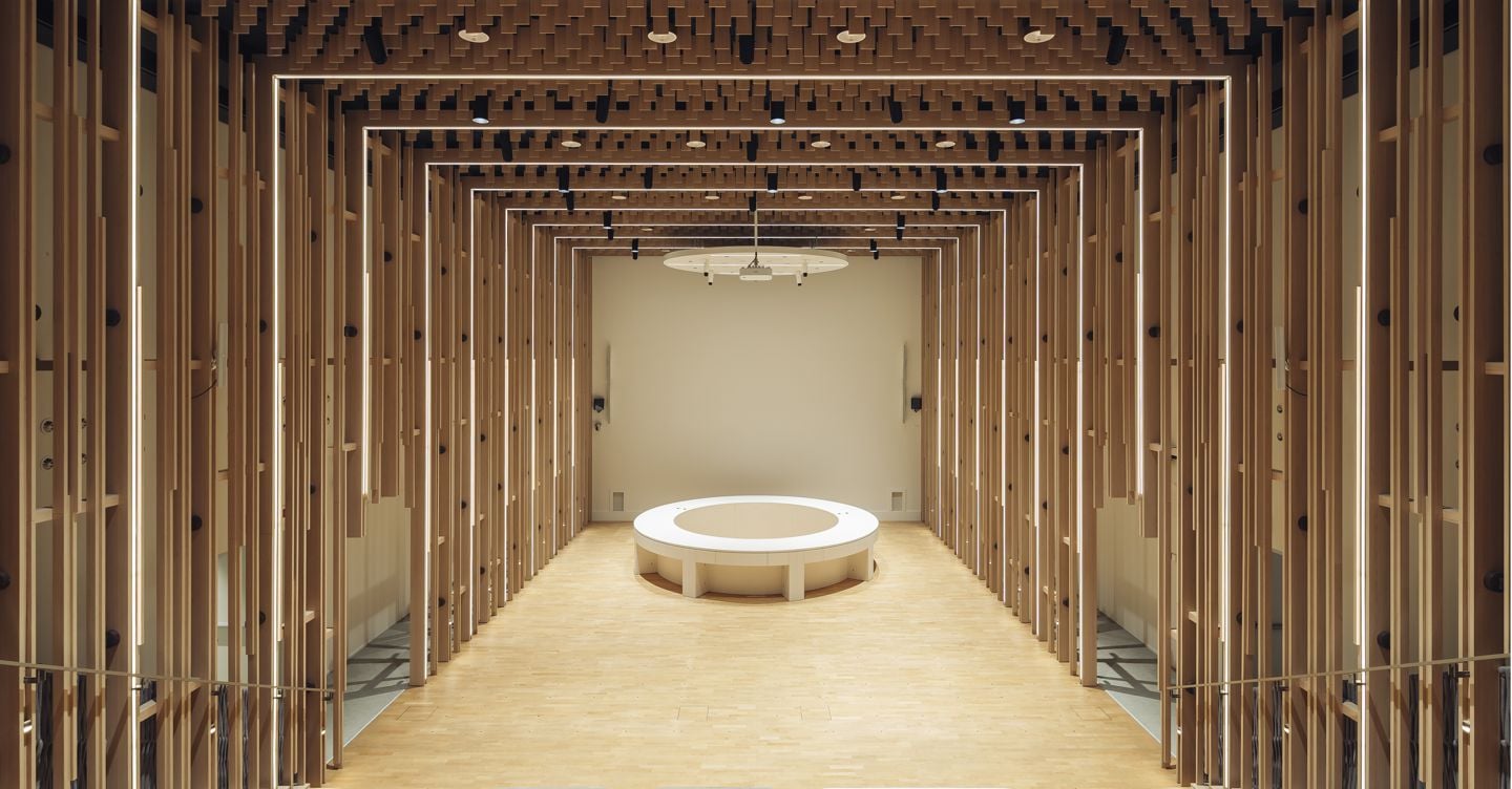 Raccontare la luce: iGuzzini apre uno showroom da 1.200 mq a Recanati