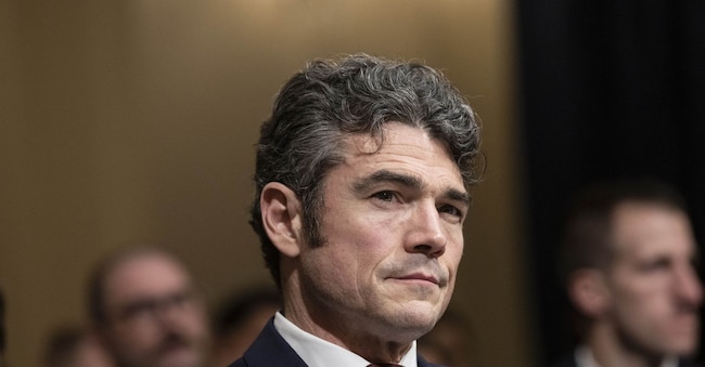 11 dicembre 2025, Washington, USA nella foto: il direttore del National Counterterrorism Center degli Stati Uniti Joe Kent  foto IPP/Mattie Neretin/CNP via ZUMA Press warning avaiaible only for italian market   Capo del centro antiterrorismo Usa Joe Kent si dimette: “Non sostengo guerra in Iran”