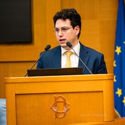 immagine non disponibile