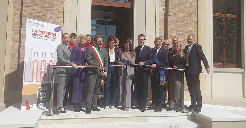 Taglio del nastro al campus dell’Its Academy Meccatronico Veneto a Vicenza