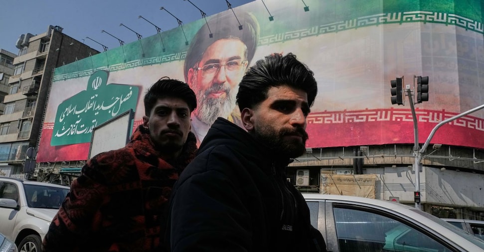 イランが観光地を脅かしている。スイス：「米国のための兵器をやめろ」。 NATO、イラクから軍隊を撤退