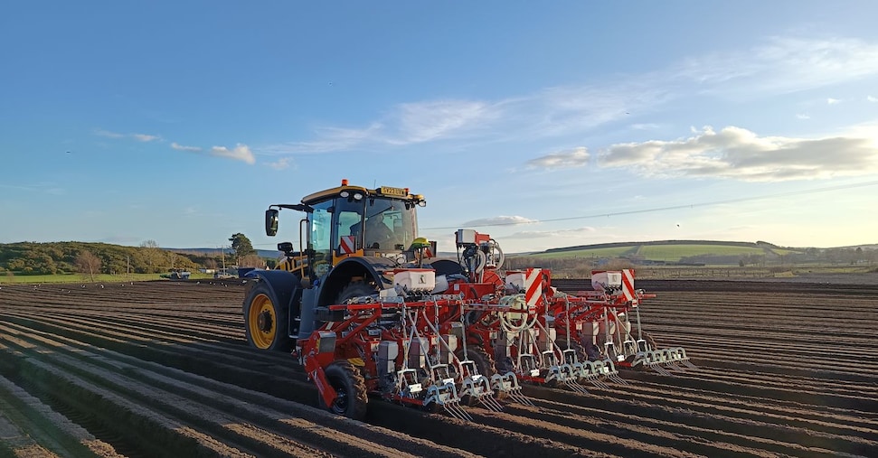 Dalla semina al raccolto: Fyeld chiude il cerchio rilevando Agricola Italiana Dalla semina al raccolto: Fyeld chiude il cerchio rilevando Agricola Italiana