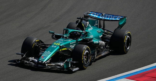 Il pilota canadese dell'Aston Martin Lance Stroll, a Shanghai, in Cina. (AP Photo/Vincent Thian) AP