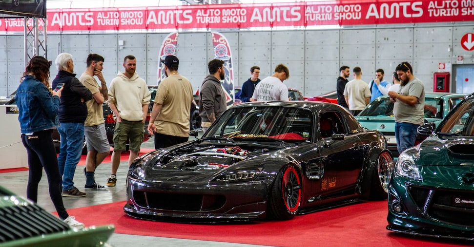 Al Lingotto lo show dedicato a moto e auto con test drive e acrobazie