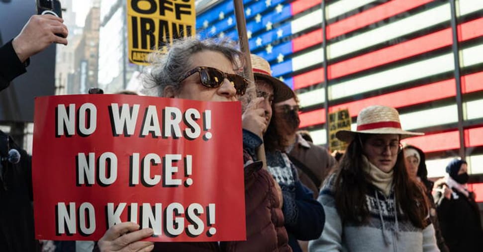 Sabato a Roma il corteo contro la guerra: timore di scontri, Capitale blindata Sabato a Roma il corteo contro la guerra: timore di scontri, Capitale blindata