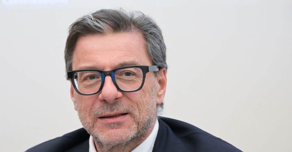 Giorgetti: finanza pubblica in grado di assorbire lo shock dell’Iran