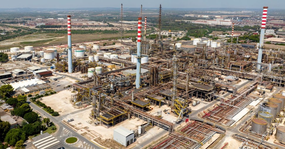 Flacks sull’ex Ilva: dai commissari richieste irricevibili, serve prestito dello Stato Flacks sull’ex Ilva: dai commissari richieste irricevibili, serve prestito dello Stato