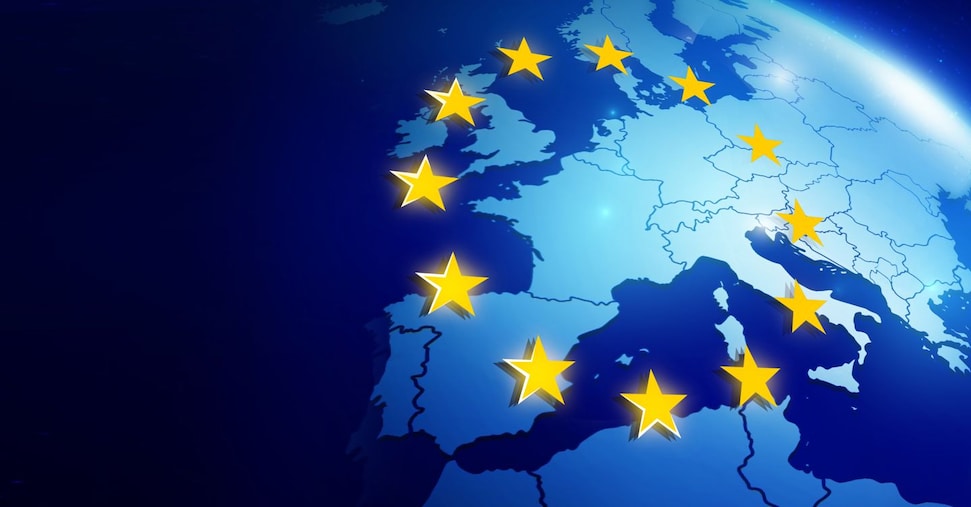 Ue prepara nuove linee guida per limitare l’impatto dei social media sui minori