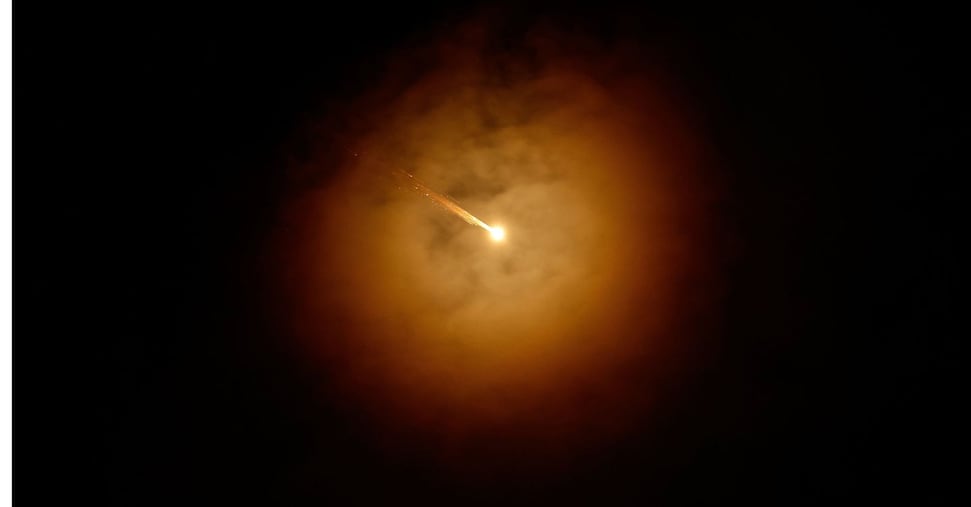 Iran, Wp: «Pentagono si prepara a settimane di operazioni a terra». Raid Usa vicino Hormuz