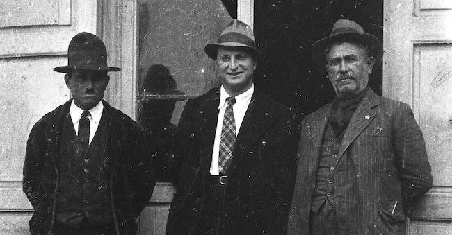 
Lastra fotografica originale della permanenza di Carlo Levi ad Aliano durante il periodo di confino, 1935