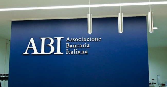 Sospensione dei termini fino al 31 luglio per il Ccnl dei bancari