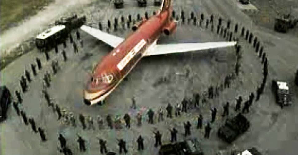 Sigonella, il precedente del 1985 con il no di Craxi a Reagan Sigonella, il precedente del 1985 con il no di Craxi a Reagan