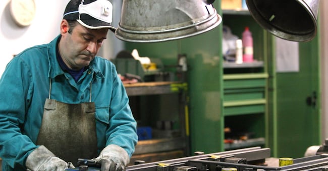 INDUSTRIA BOLZONI METALMECCANICA MECCANICA OPERAIO METALMECCANICO Imagoeconomica