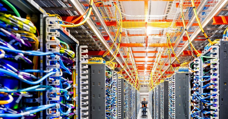 Microsoft investe dieci miliardi di dollari in data center in Giappone