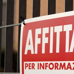 foto IPP/picture alliance
2019
nella foto un cartello con la scritta affittasi - affitto
WARNING AVAILABLE ONLY FOR ITALIAN MARKET IPP