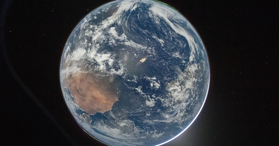 Artemis II è a metà strada verso la Luna Artemis II è a metà strada verso la Luna