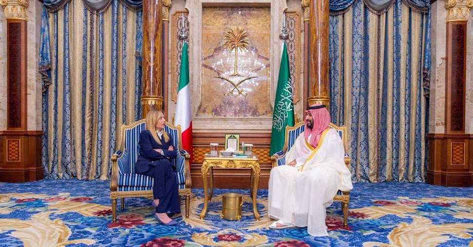 Meloni, dopo Gedda, l’arrivo a Doha: vedrà emiro Qatar Al Thani
