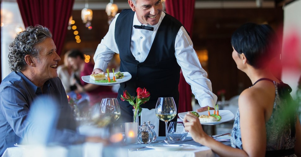 Terziario, dai contratti minori retribuzioni giù fino al 40%