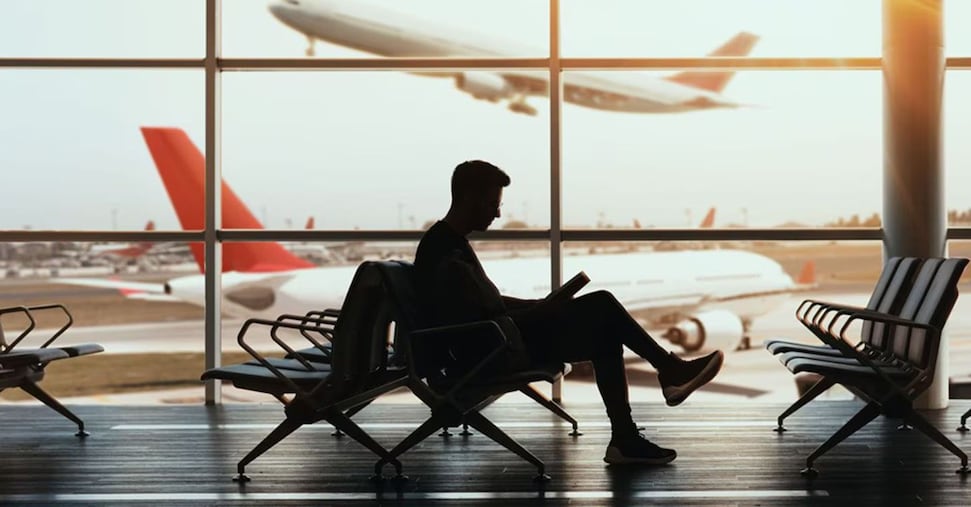 Aeroporti senza carburante, incognita sui viaggi estivi