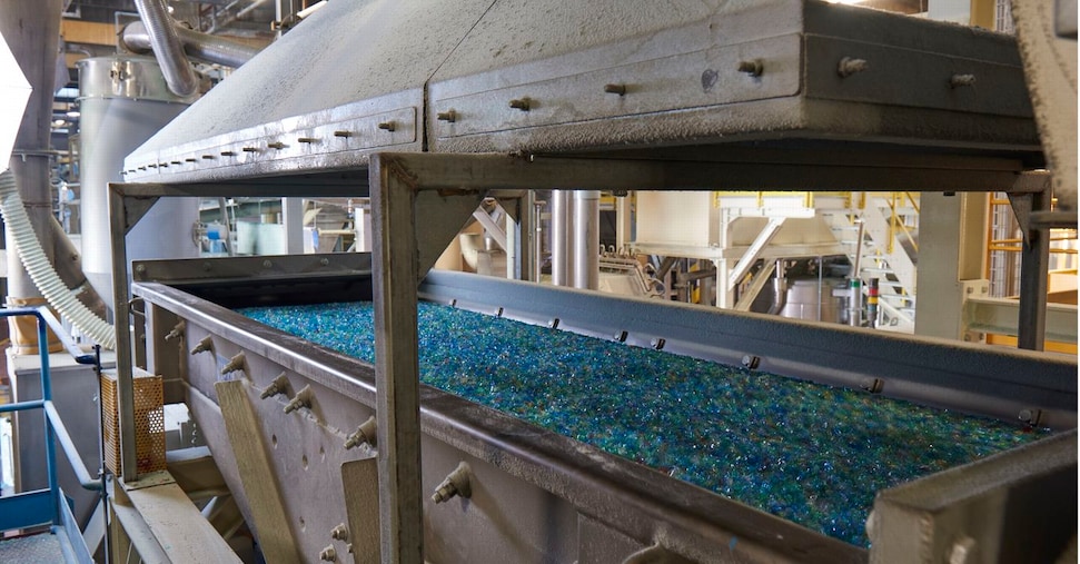 Plastica riciclata: arriva la spinta dai rincari del petrolio, ma rimane la crisi Plastica riciclata: arriva la spinta dai rincari del petrolio, ma rimane la crisi