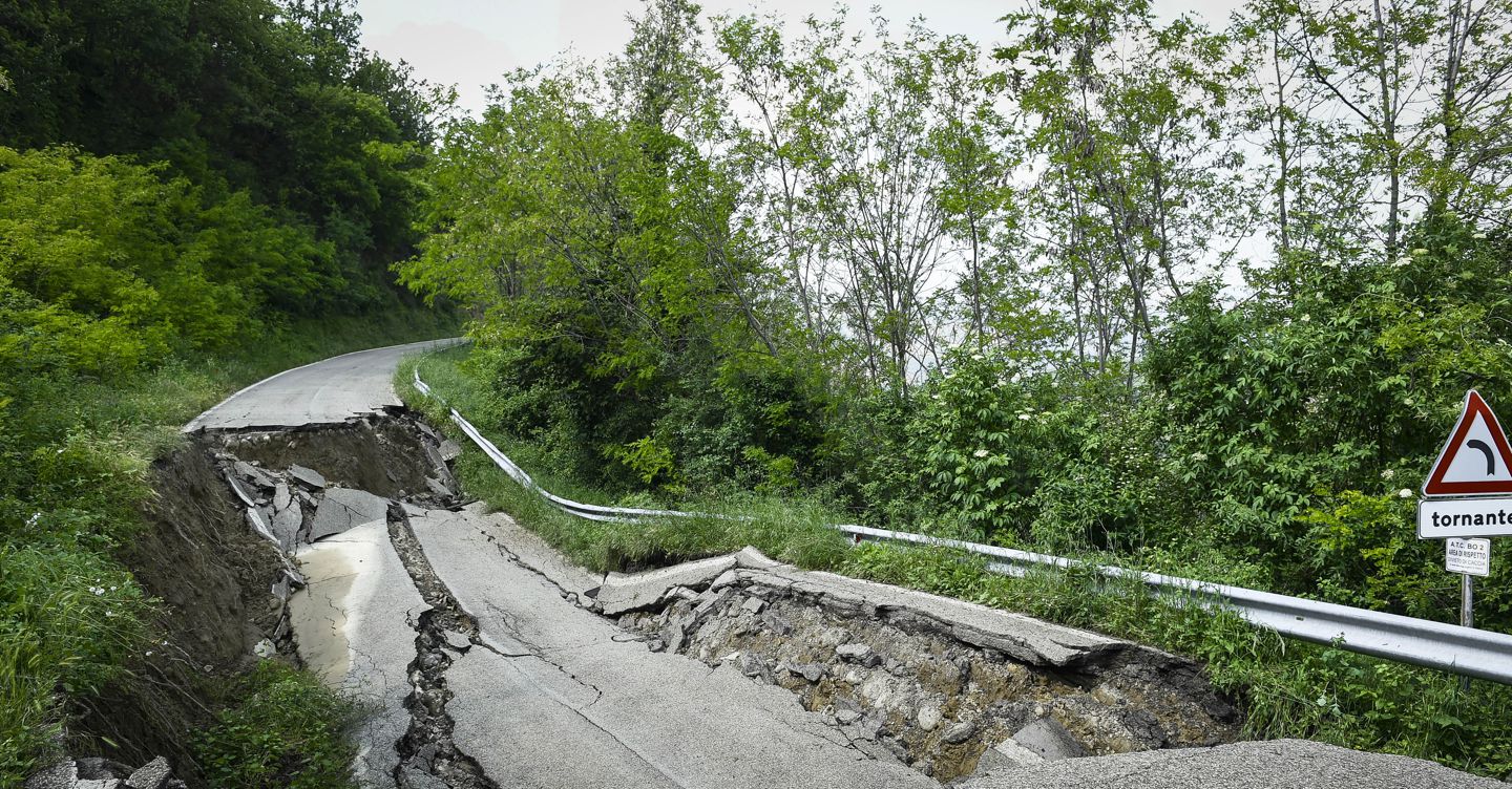 Si risveglia frana storica in Molise, chiuse A14 e linea ferroviaria