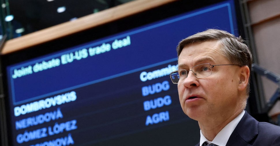 Dombrovskis: «Economia Ue rimane a rischio shock stagflazione»