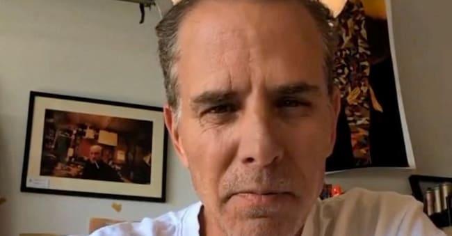 Hunter Biden, figlio dell'ex presidente degli Stati Uniti Joe Biden, parla alla telecamera mentre annuncia che parteciperà al tour in diretta di Channel 5, in questa immagine tratta da un video pubblicato sui social media il 9 aprile 2026. Channel 5/via REUTERS. Channel 5 via REUTERS