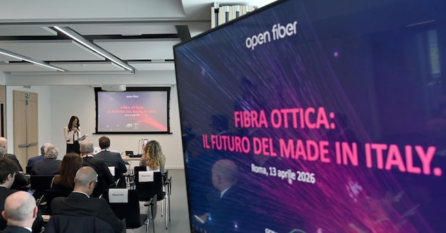 Presentazione di ‘Fibra ottica: il futuro del Made in Italy’ presso la sede di Open Fiber
Roma, 13 aprile 2026
ANSA/FABIO CIMAGLIA (NPK) ANSA