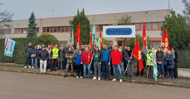 Le proteste dei giorni scorsi nel sito veneziano dell’azienda