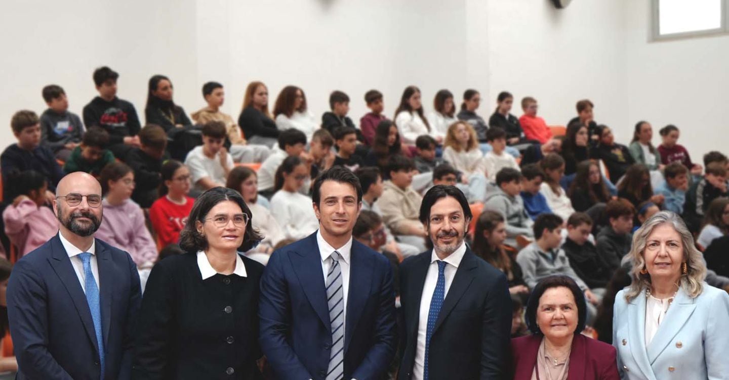 Bari, contro l’emigrazione giovanile 100 imprenditori “invadono” le scuole