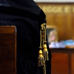 AULA DEL TRIBUNALE PROCESSO AVVOCATO AVVOCATI TOGA