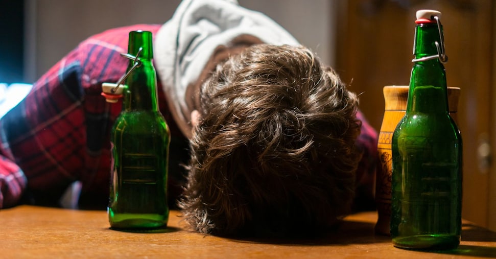 Abuso di alcol, per 8,2 milioni di italiani salute a rischio a partire dagli 11 anni