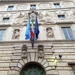 immagine non disponibile