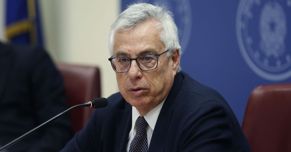 Siracusano: «Prevenzione e cure  continue contro il disagio in età evolutiva»