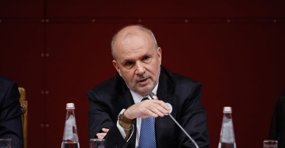 Schillaci: comunicazione leva di governo per tutelare la salute, più fiducia nel Ssn