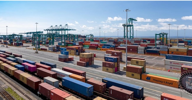 Il sistema logistico italiano movimenta 1200 milioni di tonnellate di merci all'anno (Imagoeconomica)