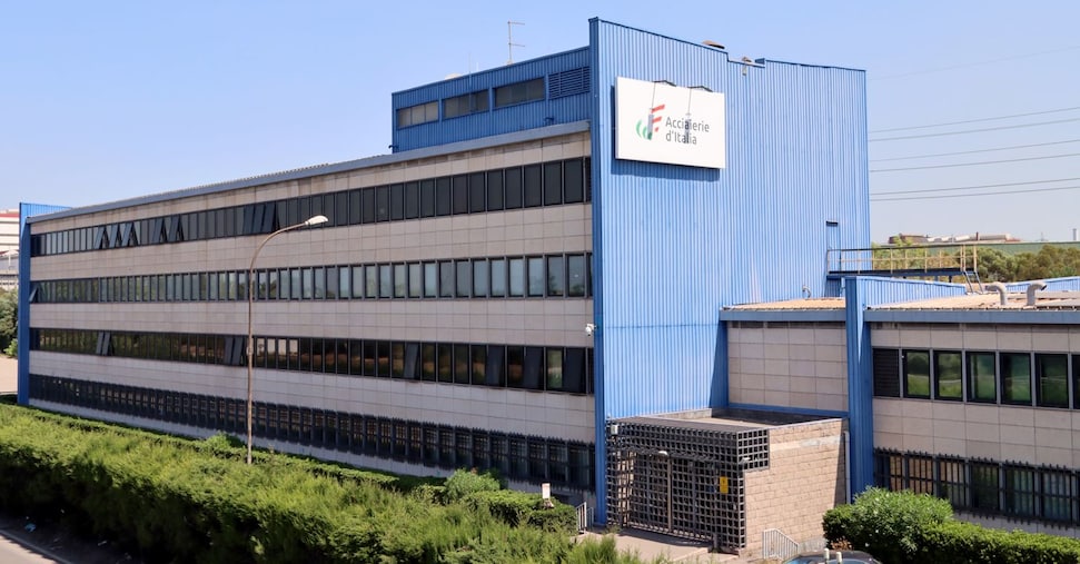 Ex Ilva, prosegue la cassa integrazione ma ancora nessun accordo con i sindacati