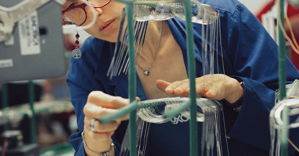 Essilux, in giugno premio ai lavoratori italiani fino a 4.095 euro. Nel primo trimestre ricavi su del 10,8%