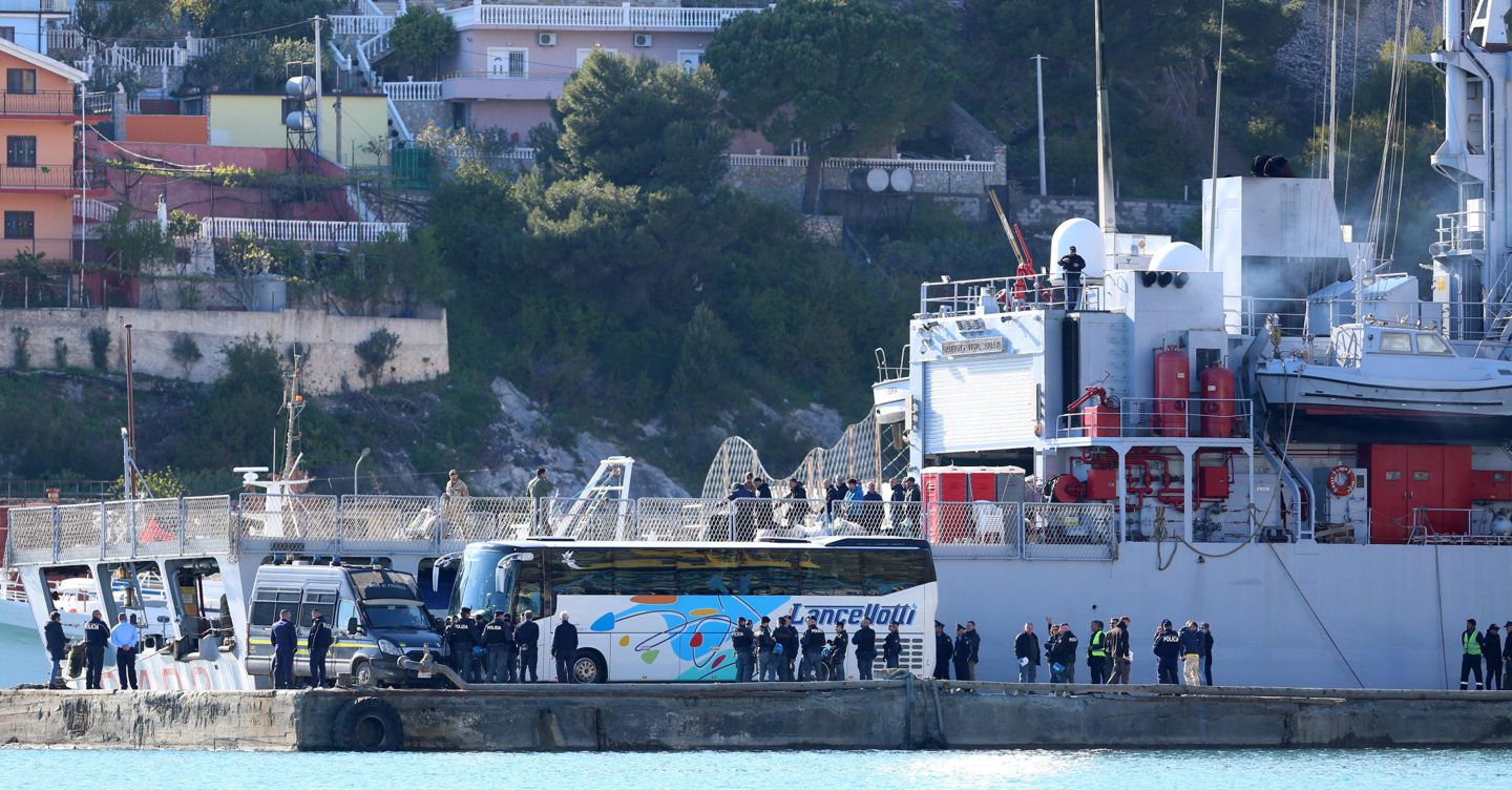 L’avvocato generale della Corte di giustizia Ue: «Cpr in Albania conformi, ma tutelare diritti migranti»