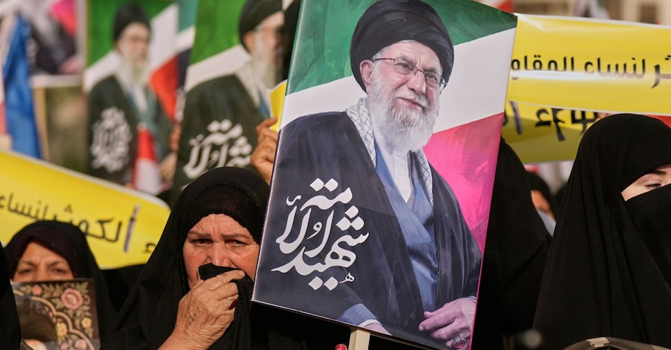 Usa-Iran, Teheran non cede. Trump cancella il viaggio dei suoi inviati