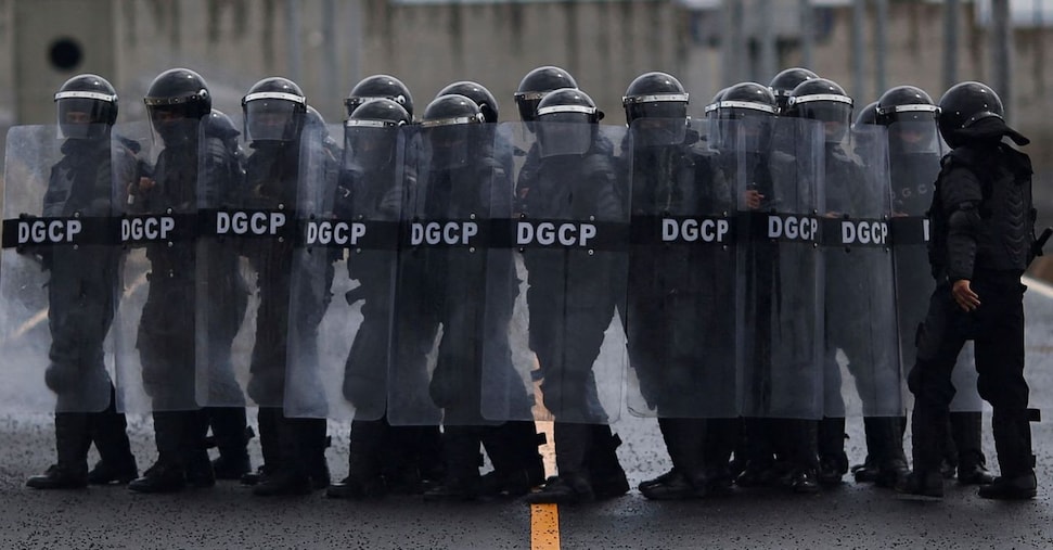 El Salvador introduce l’ergastolo per minorenni: critiche da organizzazioni internazionali