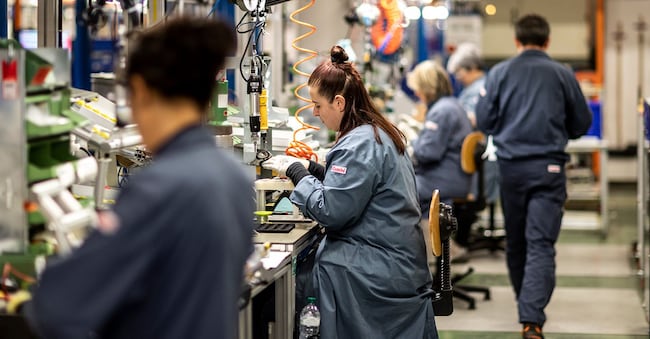 Con il decreto 1 maggio arrivano i bonus donne 2.0, giovani 2.0, Zes 2.0, che vengono potenziati, seppur con dei paletti. IMAGOECONOMICA