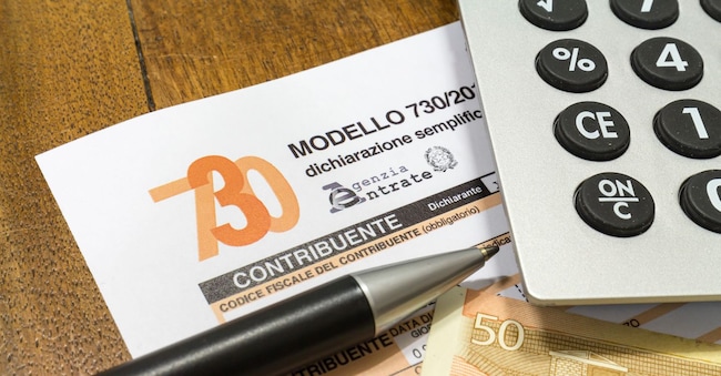 Modello di dichiarazione dei redditi 730 caifas - stock.adobe.com