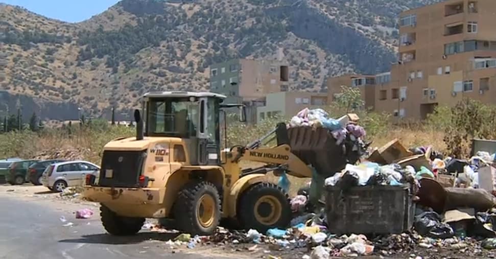 Rifiuti, la svolta della Sicilia alla prova dei cantieri