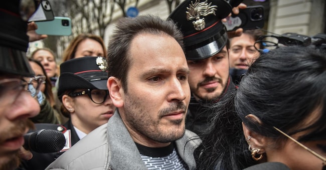 Andrea Sempio esce dalla caserma dei Carabinieri Montebello di via Vincenzo Monti accompagnato dai suoi avvocati, Milano 13 Marzo 2025 ANSA/MATTEO CORNER ANSA