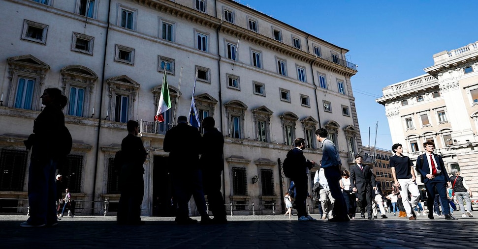 accise carburanti e piano casa oggi in cdm le possibili novit224