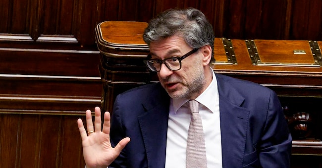 Il ministro dell’Economia Giancarlo Giorgetti durante la discussione sul Dfp, documento di finanza pubblica, alla Camera dei deputati ANSA