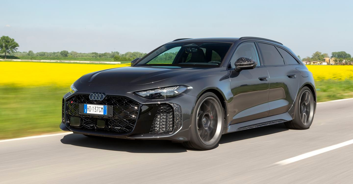 Audi RS 5, la prova su strada della prima sportiva ibrida plug-in firmata RS